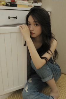 背叛丈夫的女社长的代价在线电影大结局